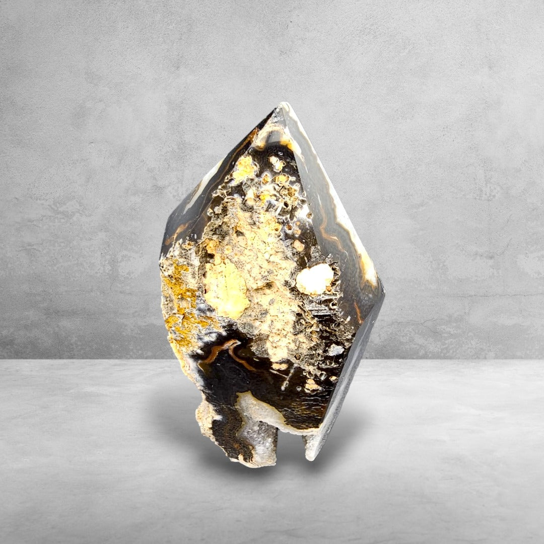 Druzy Agate Tower, Black & Gold (small)