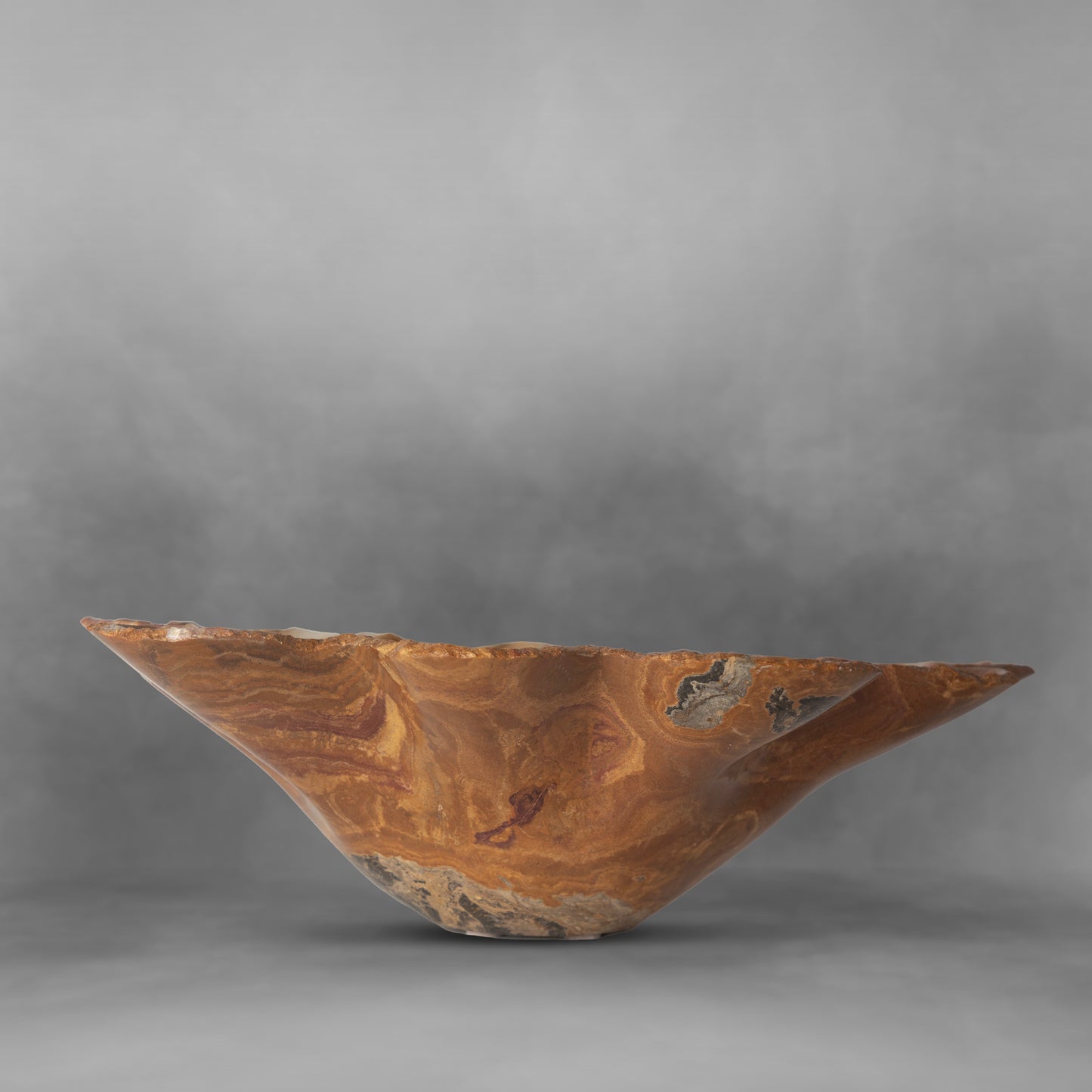 The Black Eye, brown and light, onyx bowl