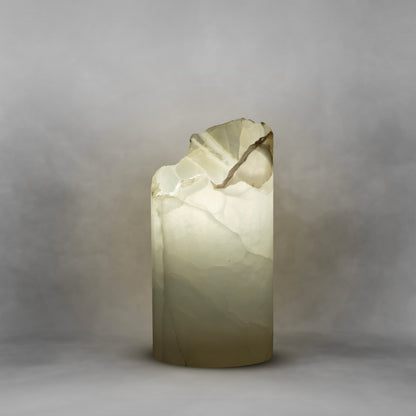 White Fracture Series 106, sophisticated onyx table lamp with irregular top