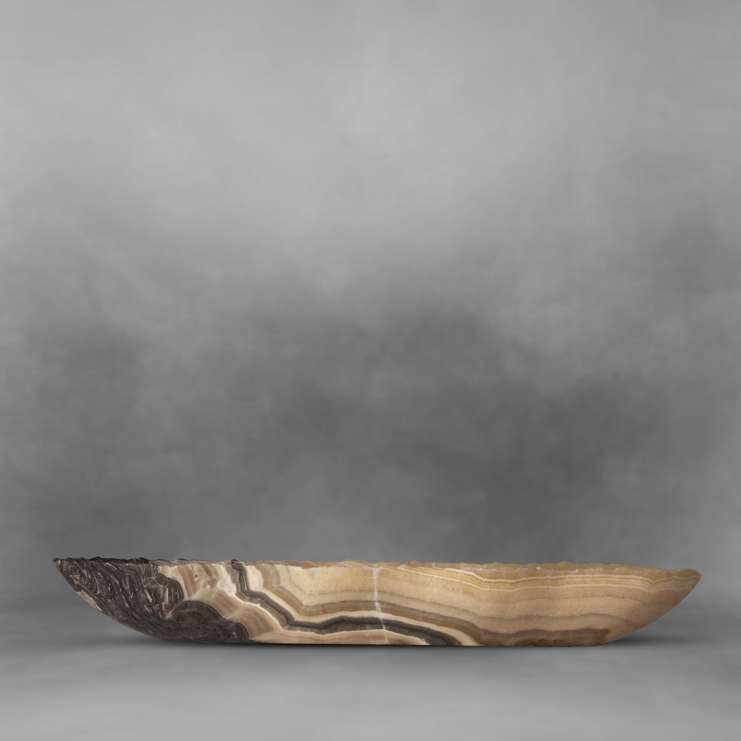 Yellow to Black, attractive decorative canoe with yellow and black designs, large onyx bowl
