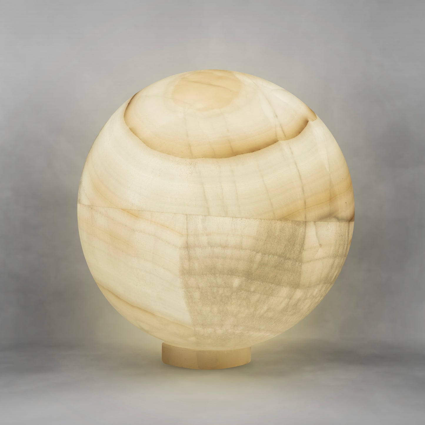 White & Pearl Series 69, elegant small onyx sphere lamp